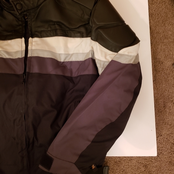 Motorcycle jacket - Picture 2 of 6